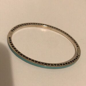 Radiant Hearts of Pandora Bangle in Blue like new 7”